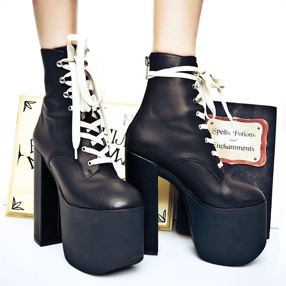 UNIF SALEM BOOT SIZE 5 - Picture 1 of 2